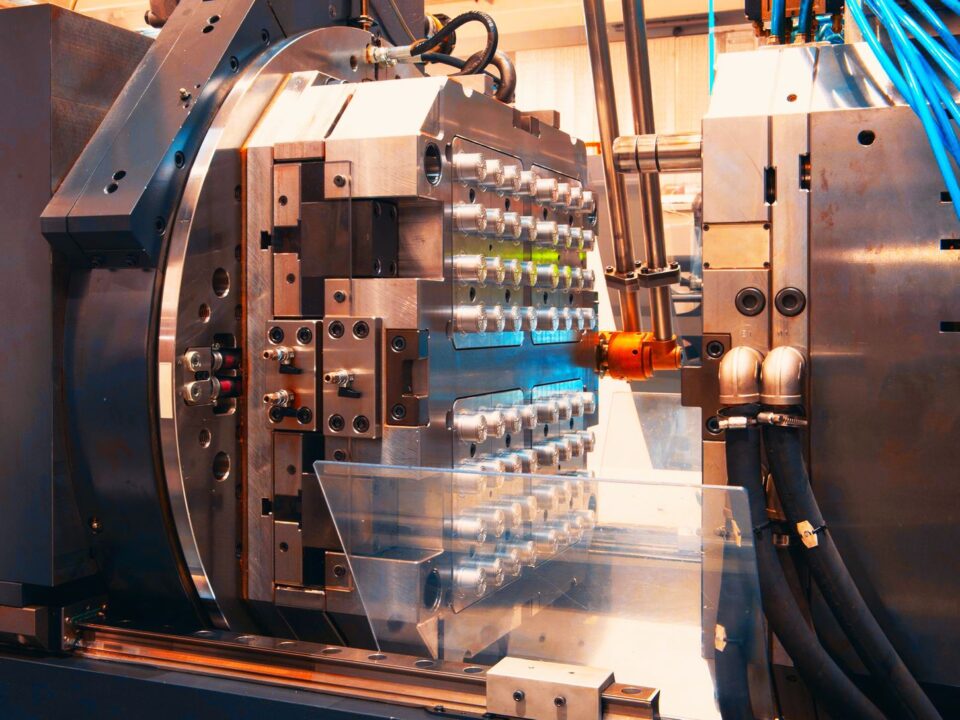 przeniesienie produkcji z tworzyw sztucznych